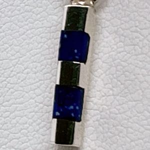 Colgante palito cuadrado 2,5 x 0,3 cms en lapislázuli