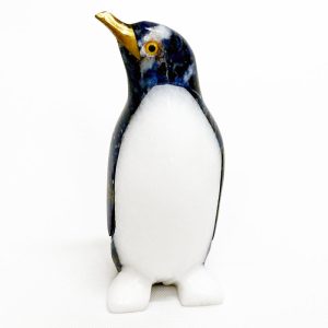 Figura pingüino en piedra lapislázuli y mármol blanco tamaño 7,5 cms aprox